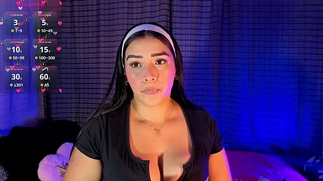 Kayleemorales online show from October 14, 5:15 pm