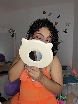 ViolettaMiller  online show from October 16, 1:25 pm