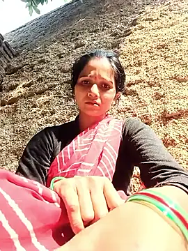 Jooli xx online show from January 10, 5:23 am