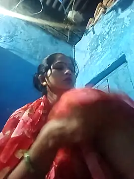 Jooli xx online show from April 1, 1:41 pm