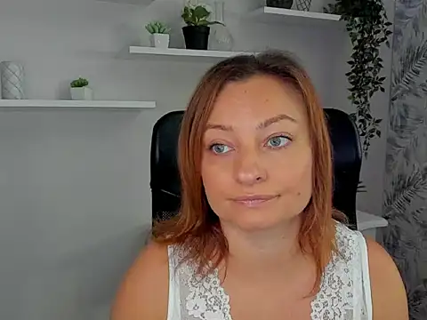 Snapshot of angelaSamt chatting on September 27, 6:20 am angelaSamt online show from September 27, 6:20 am