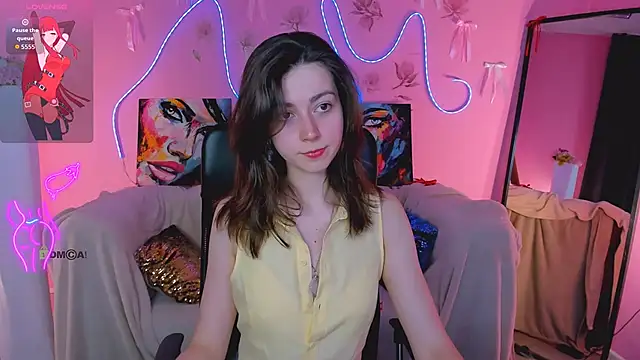 kitniss dreamy online show from June 2, 7:15 pm