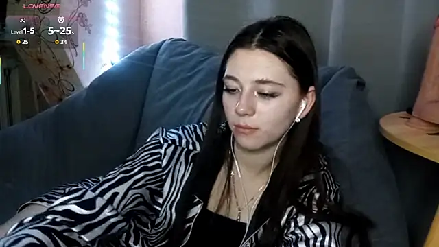 Sophiecuttie online show from October 24, 5:31 pm