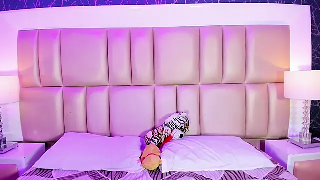 HatsaJones online show from January 17, 4:09 am