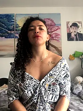 Paris 11 online show from November 28, 8:01 pm