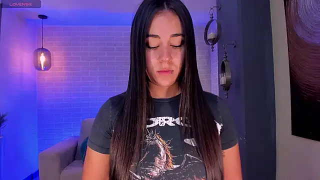 SussyBellX online show from November 17, 7:25 pm