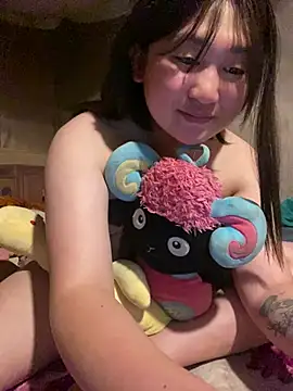 ha-cute online show from March 7, 1:18 pm