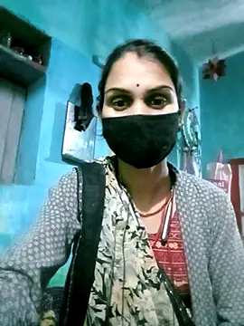 Nishaa ji online show from November 21, 8:11 pm