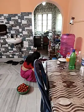 naughty nataasa online show from April 6, 6:47 am