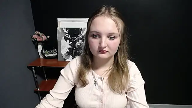 Snapshot of Mystic_nikole chatting on October 7, 3:16 pm Mystic nikole online show from October 7, 3:16 pm