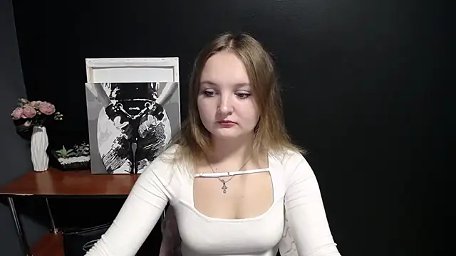 Snapshot of Mystic_nikole chatting on September 23, 12:25 pm Mystic nikole online show from September 23, 12:25 pm