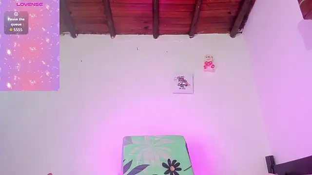 lustlunna online show from March 24, 2:17 am