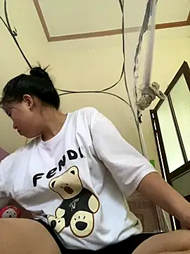 viluna online show from September 28, 2:40 am