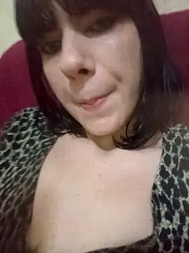 Snapshot of Lea9816 chatting on October 30, 2:47 am Lea9816 online show from October 30, 2:47 am