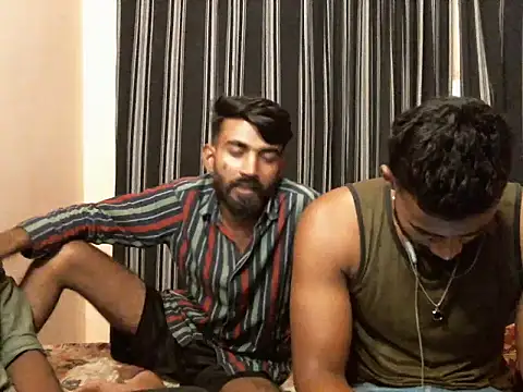 indianbighard21 online show from May 15, 2:09 pm