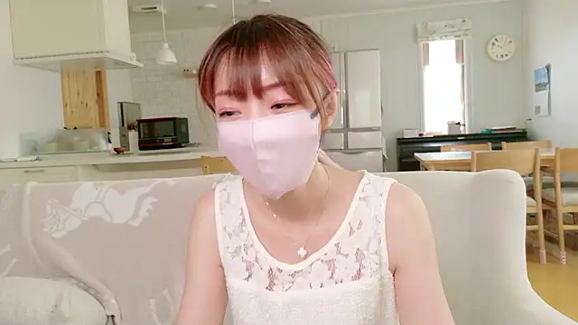 SUZU 1201 online show from September 20, 1:05 am