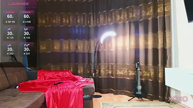 Milly  Foxy online show from February 13, 11:01 am