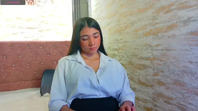 Snapshot of Aurora_jones11 chatting on September 25, 3:49 am Aurora jones11 online show from September 25, 3:49 am