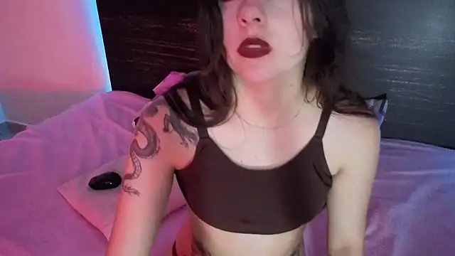 sharlot24 online show from November 16, 12:45 am