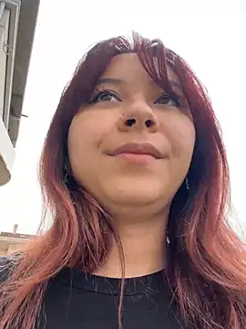 YumiLux online show from April 2, 1:41 pm