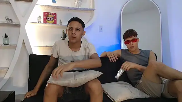 GRETTY BOYS online show from October 24, 7:48 am