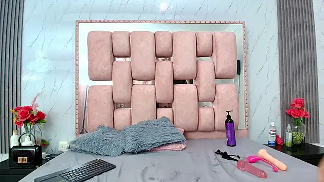 SofiaSommers online show from September 26, 8:50 pm