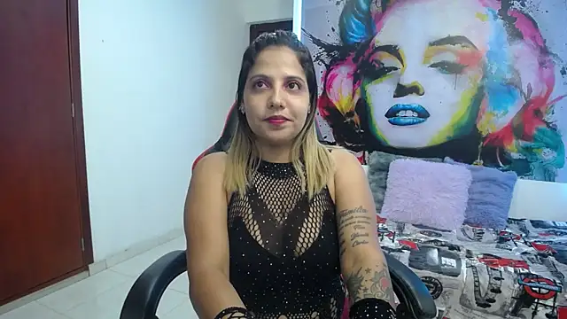 tiana breeze online show from October 5, 3:22 am