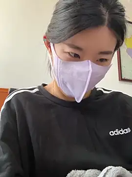 Lulu125216 online show from May 6, 4:27 am