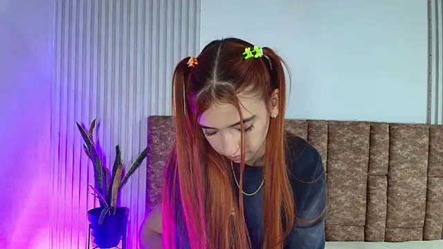 Alana 333 online show from February 24, 7:45 pm