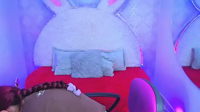 Gaby louse online show from December 16, 9:09 pm