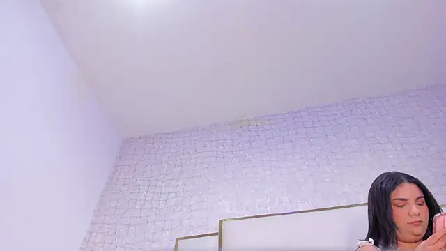 Mia and lexy online show from January 18, 2:52 am