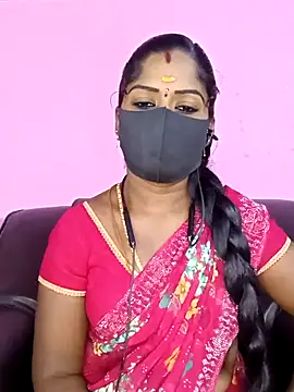 Snapshot of tamilammukuttyy chatting on October 15, 3:09 am tamilammukuttyy online show from October 15, 3:09 am