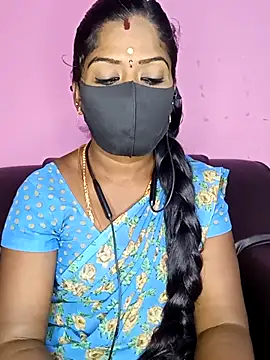 Snapshot of tamilammukuttyy chatting on October 16, 3:20 am tamilammukuttyy online show from October 16, 3:20 am
