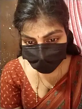 Snapshot of Nithiila chatting on October 18, 7:22 am Nithiila online show from October 18, 7:22 am