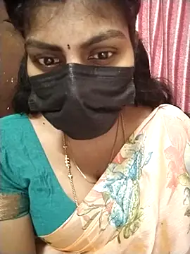 Snapshot of Nithiila chatting on October 16, 6:27 am Nithiila online show from October 16, 6:27 am