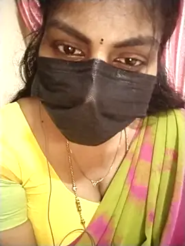 Snapshot of Nithiila chatting on October 14, 7:55 am Nithiila online show from October 14, 7:55 am