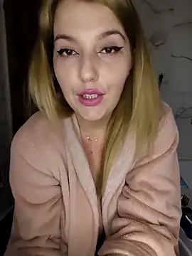 Sakura 2000 online show from March 4, 12:17 am