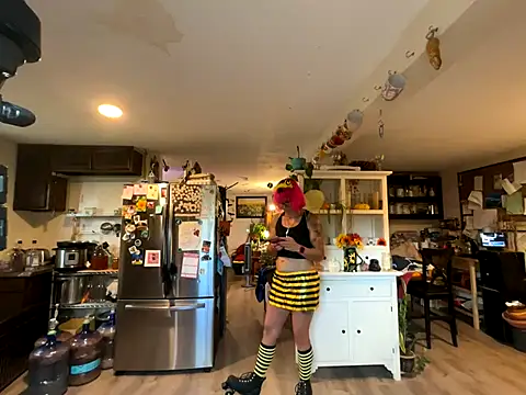 kinkycanner online show from October 26, 11:44 pm