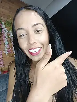 MiaForever1 online show from May 16, 12:24 am