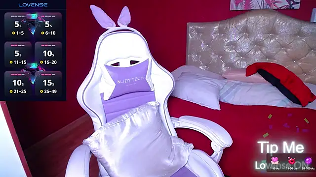 Violet-Flow online show from December 17, 7:18 pm