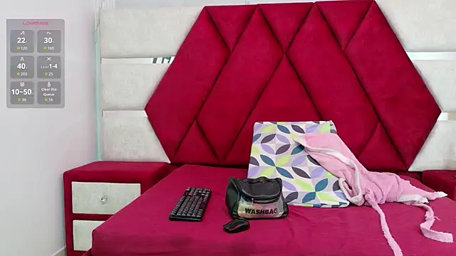 Kity spiderr online show from January 17, 1:18 pm