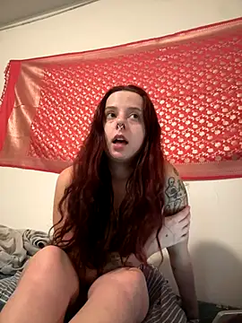 venusluvxoxo online show from October 29, 2:16 am