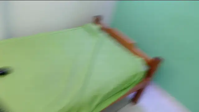 skinnysofia18 online show from February 20, 1:12 pm