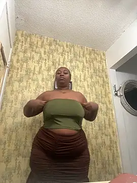 luvluvbubblesxo online show from December 2, 8:11 pm