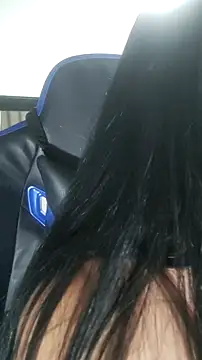 Snapshot of karly_hot_ chatting on October 8, 3:33 am karly hot online show from October 8, 3:33 am