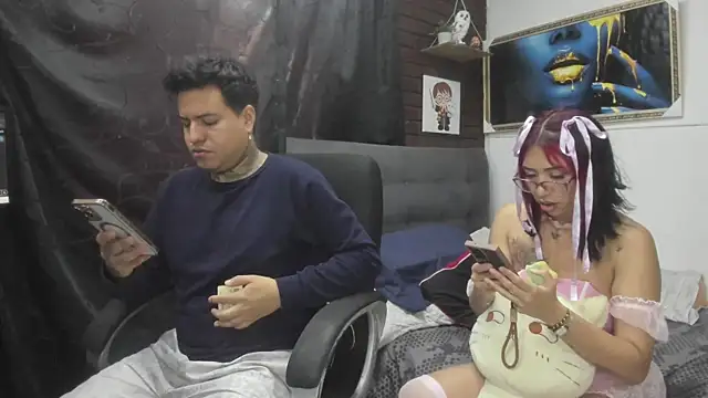 CrisabellssEden online show from April 11, 3:27 pm