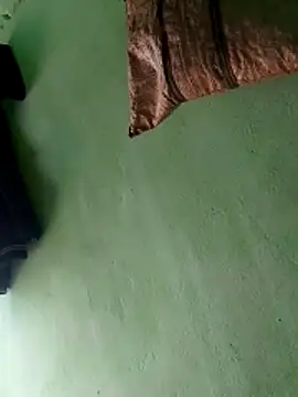 CUTE-004 online show from April 1, 5:41 am