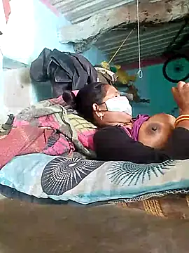 CUTE-004 online show from February 25, 9:08 am