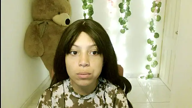 Snapshot of EIVIY1609 chatting on October 3, 1:49 pm EIVIY1609 online show from October 3, 1:49 pm