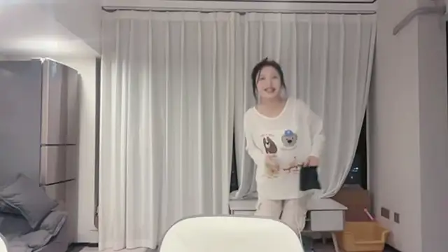 ZhaoZhao-ZM online show from September 17, 1:53 pm